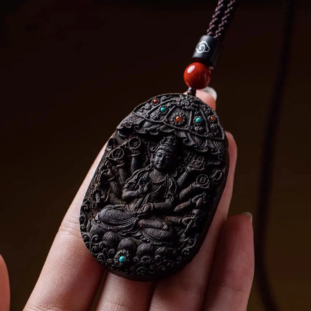 Protect your spirit with this hand-carved zodiac guardian amulet, crafted from premium Daragan agarwood. Featuring your birth Buddha based on the Chinese zodiac, this sacred pendant offers calm, strength, and personalized spiritual protection.